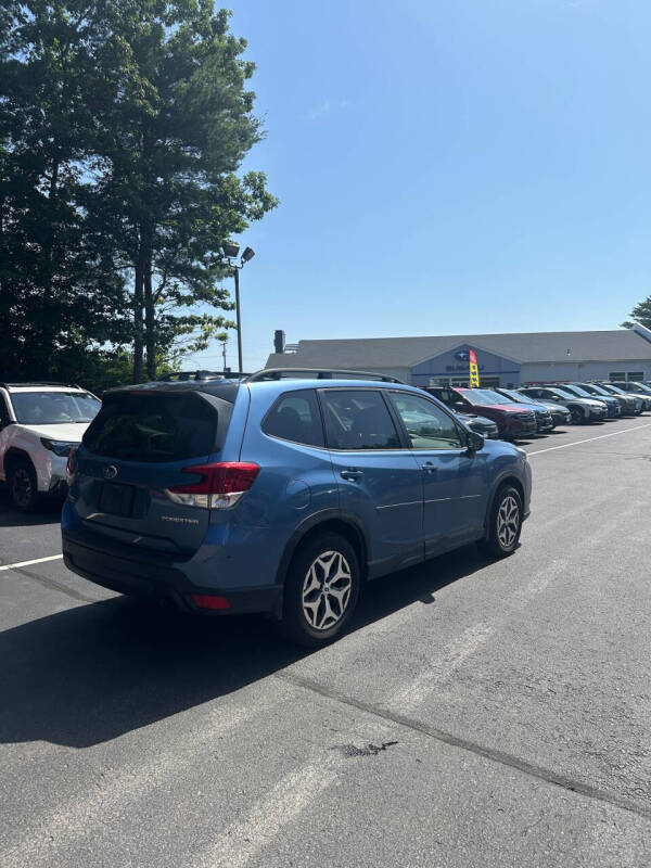 2024 Subaru Forester Premium