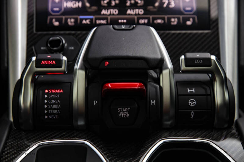 2020 Lamborghini Urus