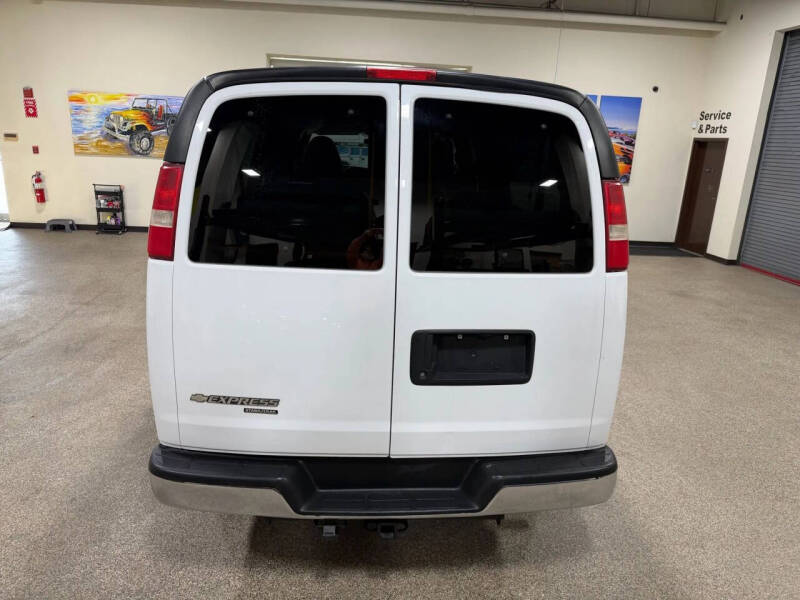 2012 Chevrolet Express LT 3500