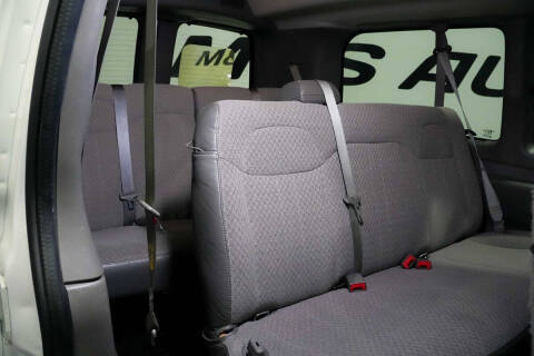 2017 Chevrolet Express LT 3500