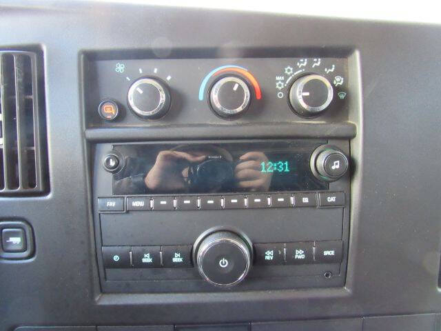 2023 GMC Savana 2500