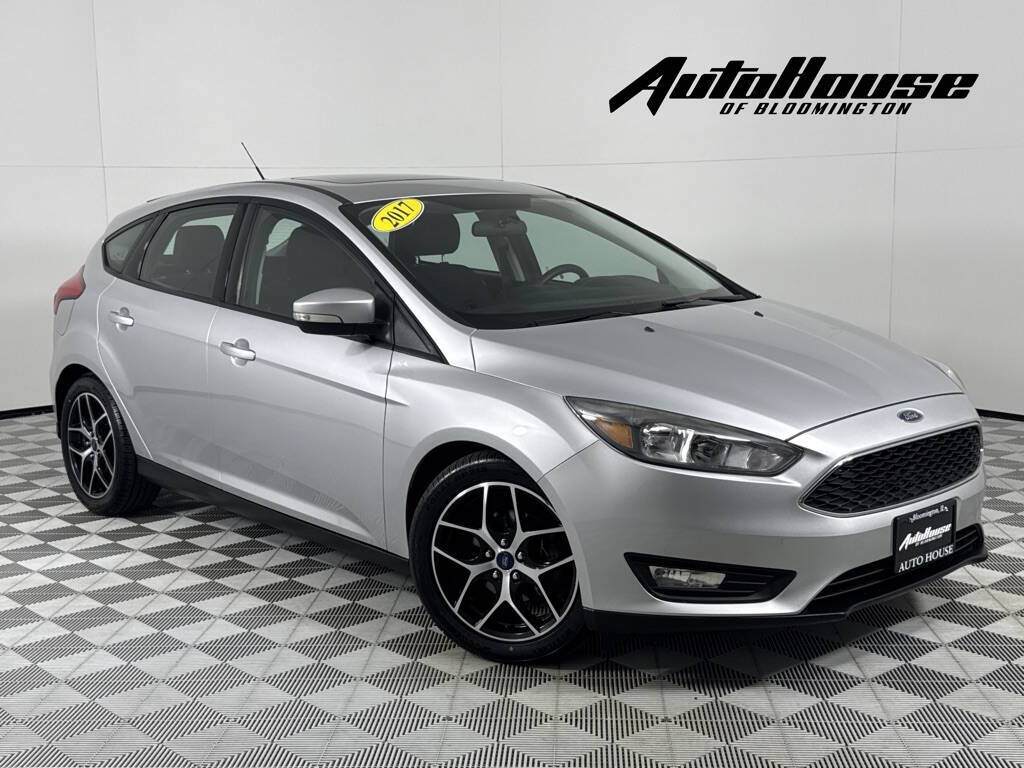 2017 Ford Focus SEL 4dr Hatchback's photo