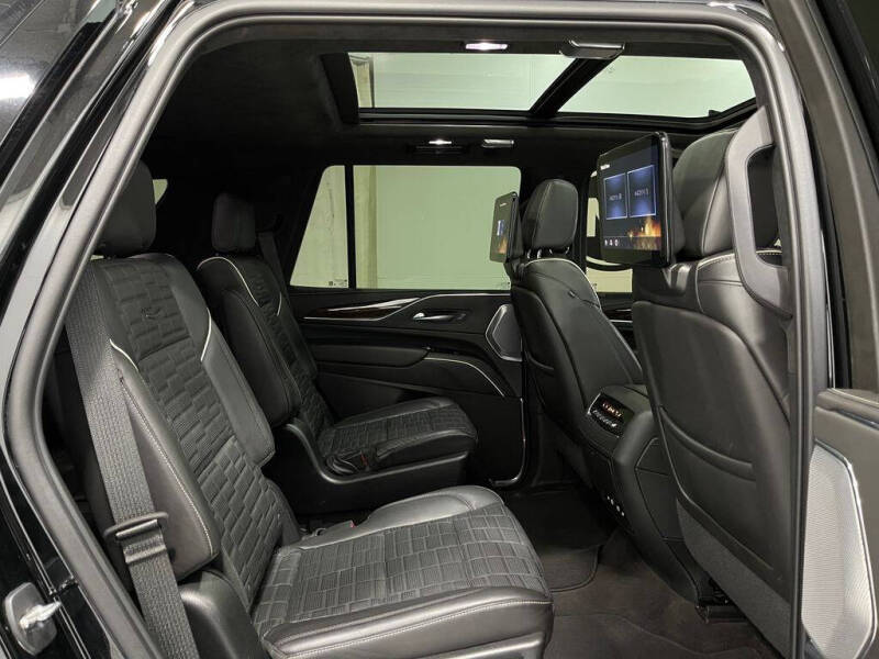 2022 Cadillac Escalade Sport Platinum