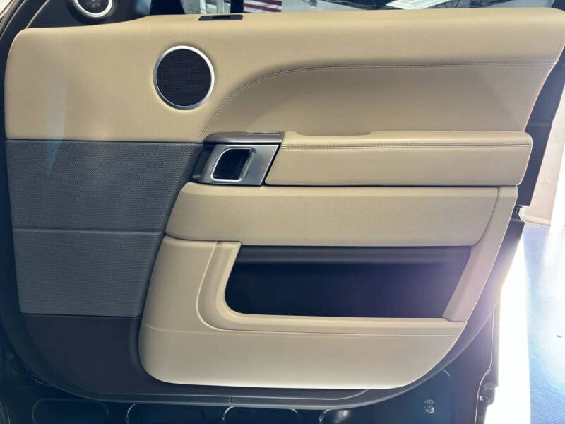 2017 Land Rover Range Rover Sport HSE