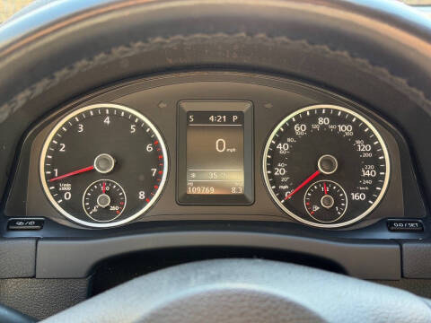 2015 Volkswagen Tiguan SE