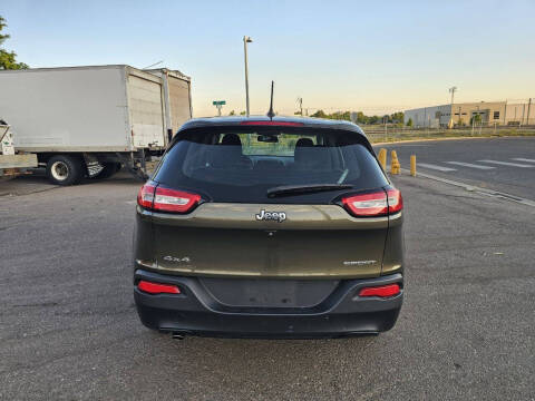 2014 Jeep Cherokee Sport