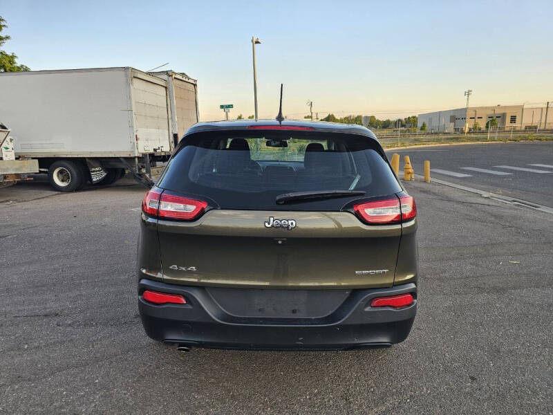 2014 Jeep Cherokee Sport