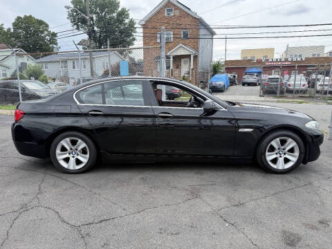2012 BMW 5 Series 528i