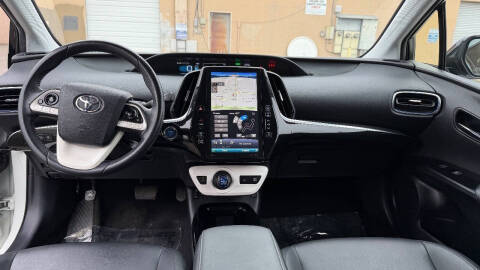 2018 Toyota Prius Four Touring