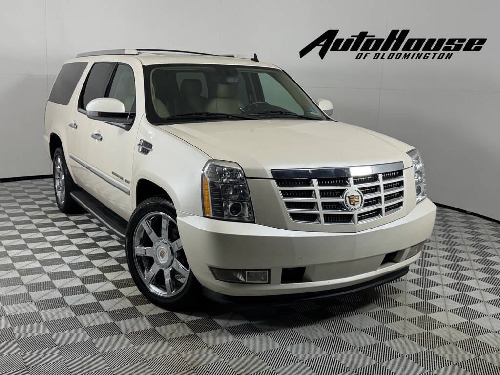 2013 Cadillac Escalade ESV 2WD Luxury's photo