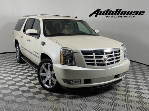 2013 Cadillac Escalade ESV Luxury Photo