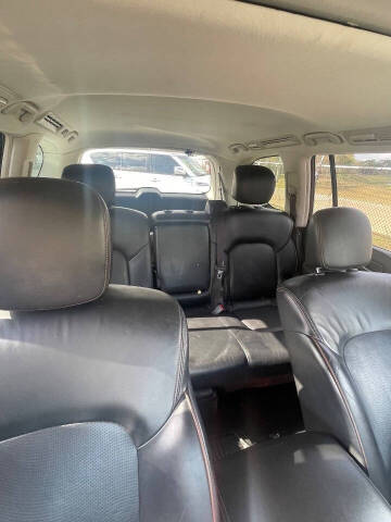 2017 Nissan Armada Platinum