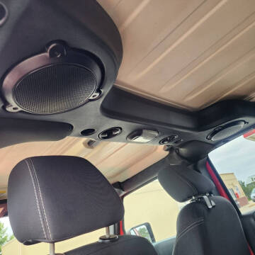 2013 Jeep Wrangler Unlimited Sahara