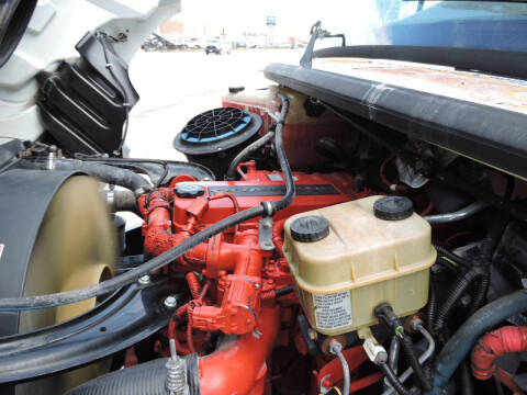 2012 Freightliner M2 106