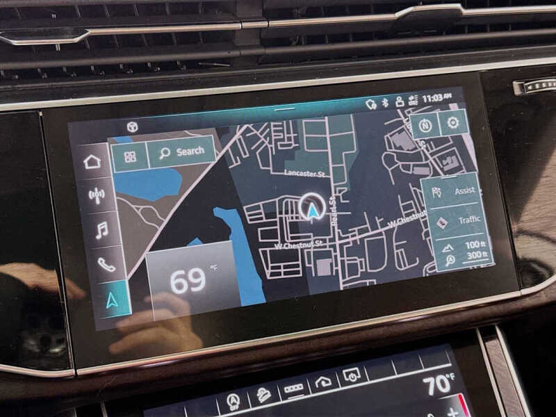 2022 Audi Q8 quattro Premium Plus 55 TFSI