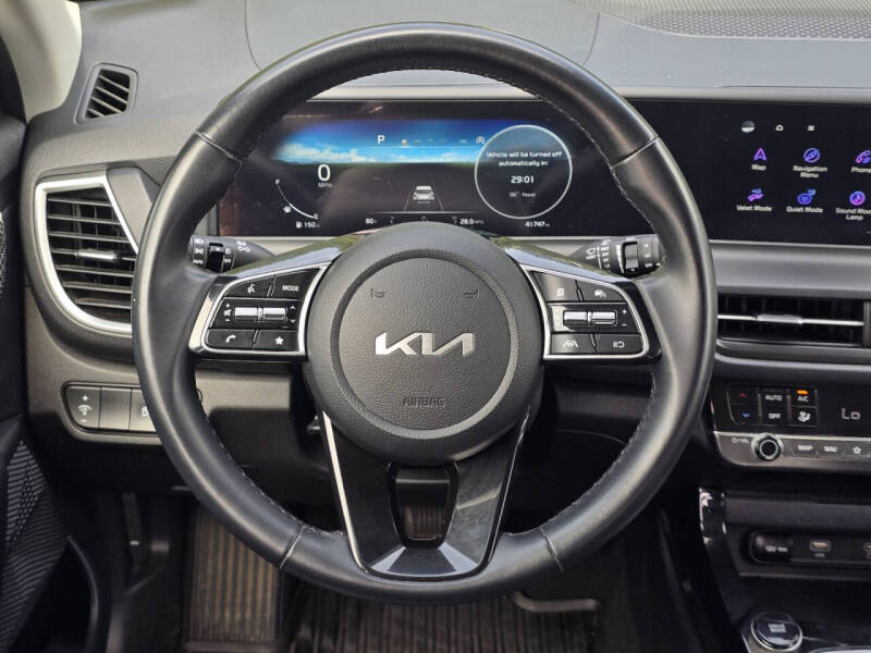 2024 Kia Seltos EX
