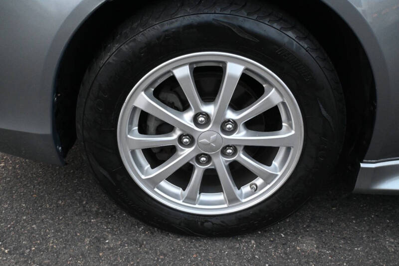 2014 Mitsubishi Lancer Sportback ES