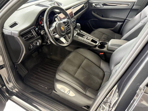 2021 Porsche Macan