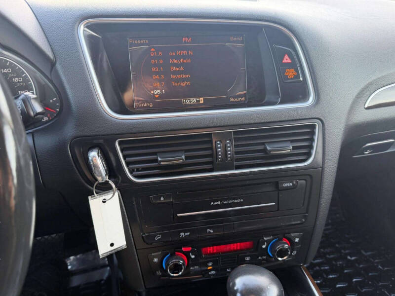 2011 Audi Q5 3.2 quattro Premium Plus