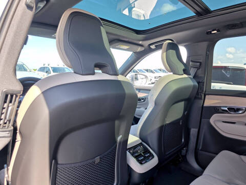 2026 Volvo XC90 B6 Plus 7P