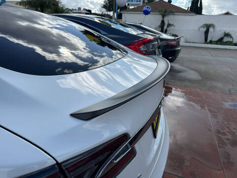 2015 Tesla Model S P90D