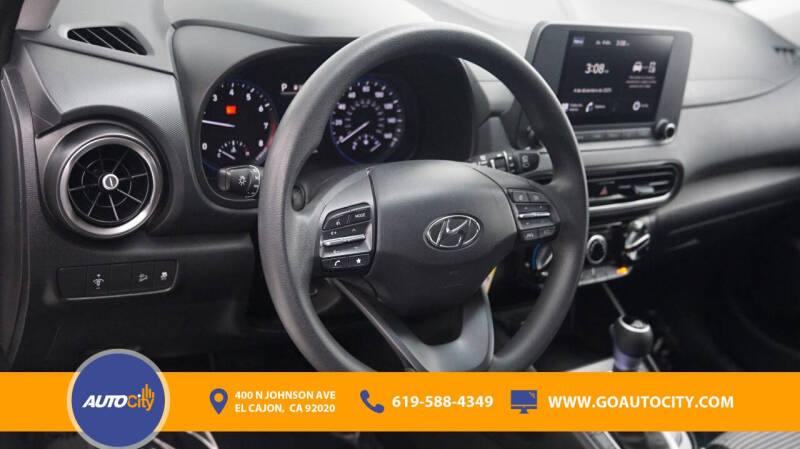 2023 Hyundai Kona SE