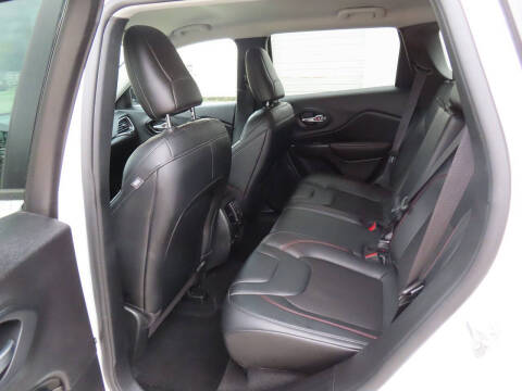 2022 Jeep Cherokee Trailhawk