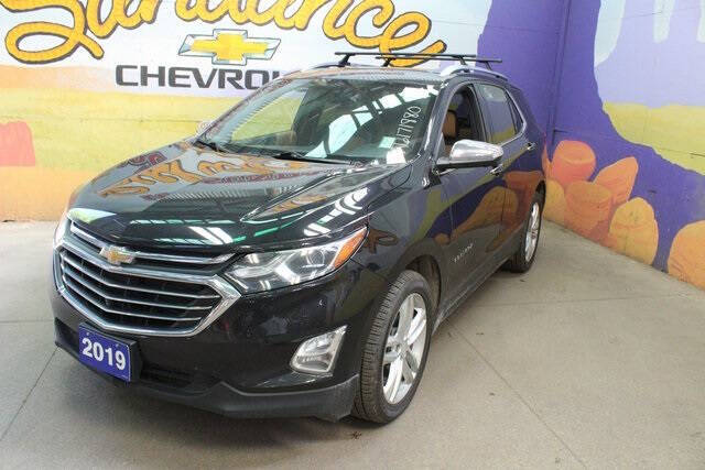 Used 2019 Chevrolet Equinox Premier with VIN 2GNAXYEX1K6171880 for sale in Grand Ledge, MI