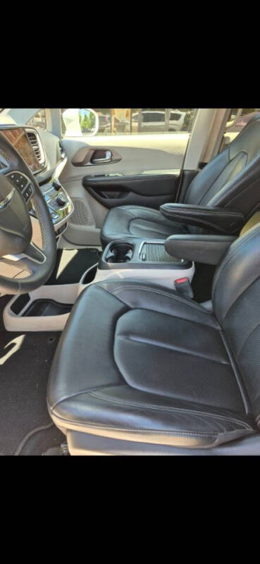 2022 Chrysler Pacifica Touring L