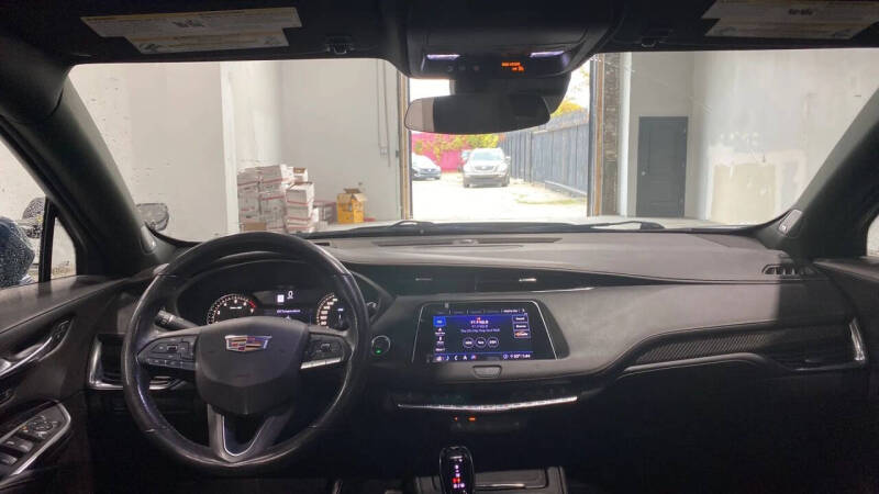 2020 Cadillac XT4 Sport