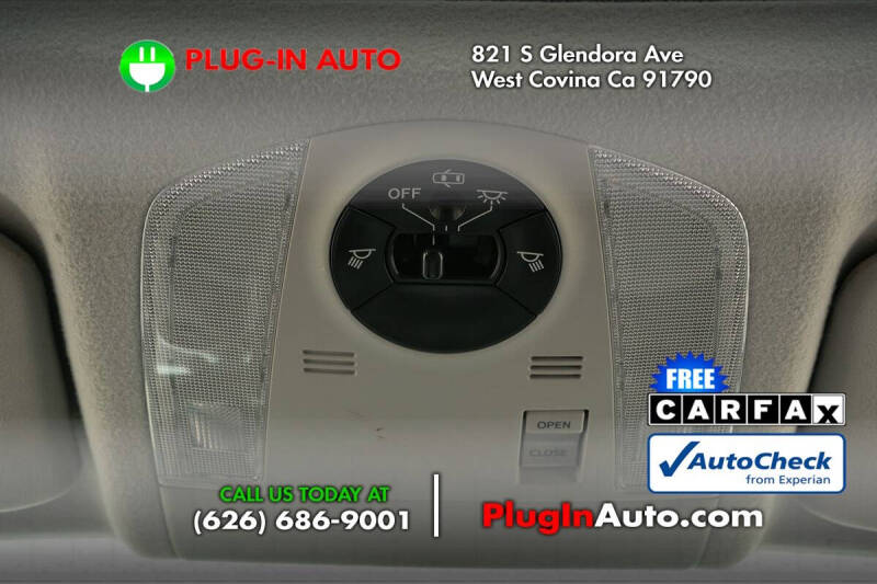 2012 Toyota Prius Three
