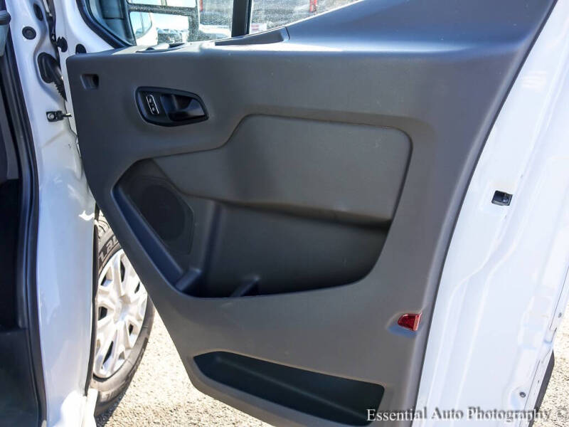 2023 Ford Transit 350 XLT