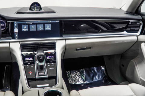 2019 Porsche Panamera 4 E-Hybrid