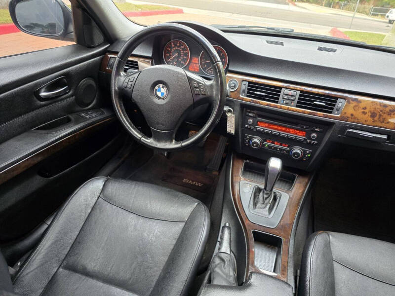 2011 BMW 3 Series 328i