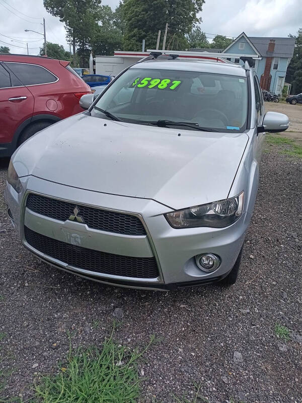 2012 Mitsubishi Outlander SE