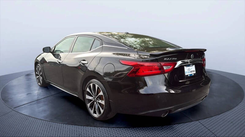 2016 Nissan Maxima