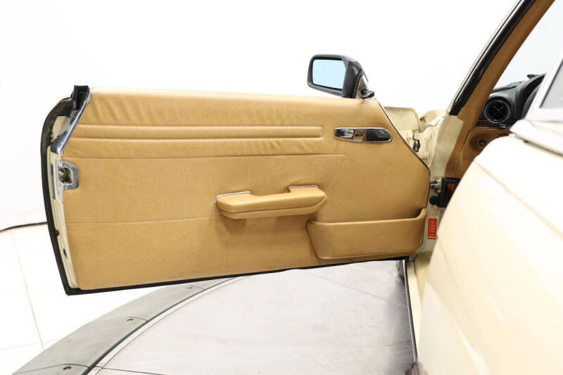 1984 Mercedes-Benz 380-Class 380 SL