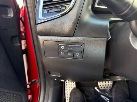 2016 Mazda MAZDA3 s Grand Touring