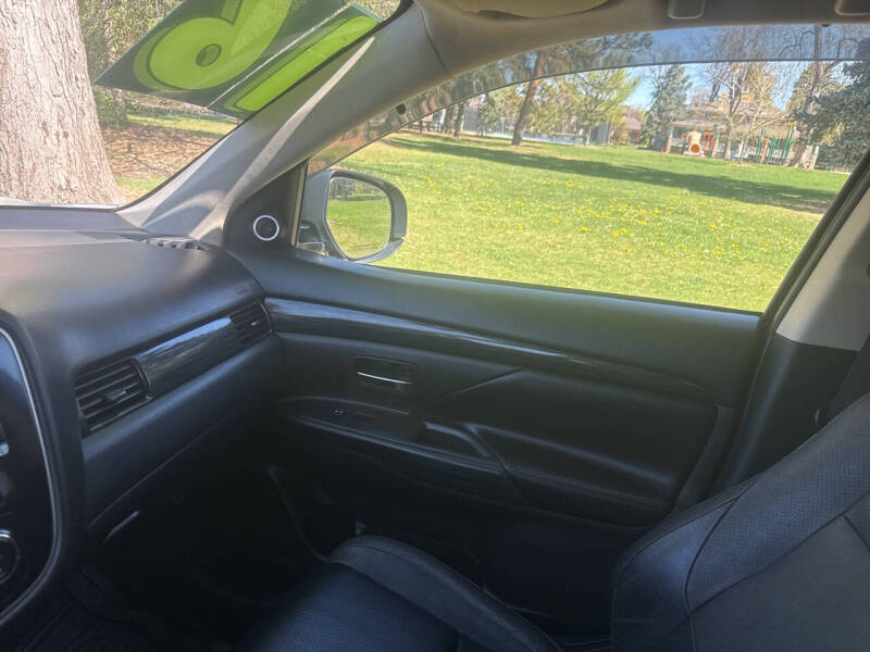 2016 Mitsubishi Outlander SEL