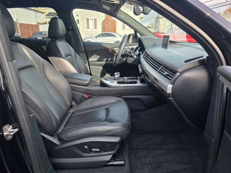 2018 Audi Q7 2.0T quattro Premium