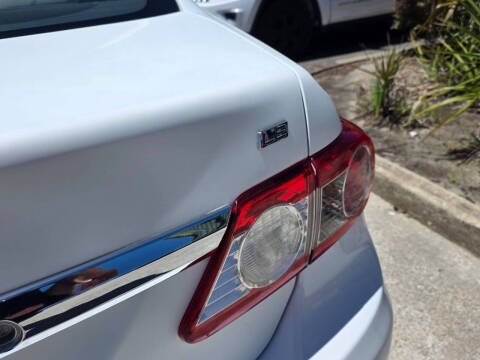 2011 Toyota Corolla LE