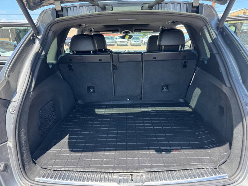 2014 Porsche Cayenne Platinum Diesel