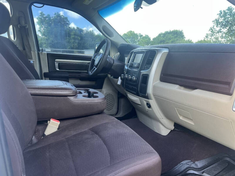 2018 RAM 1500 SLT