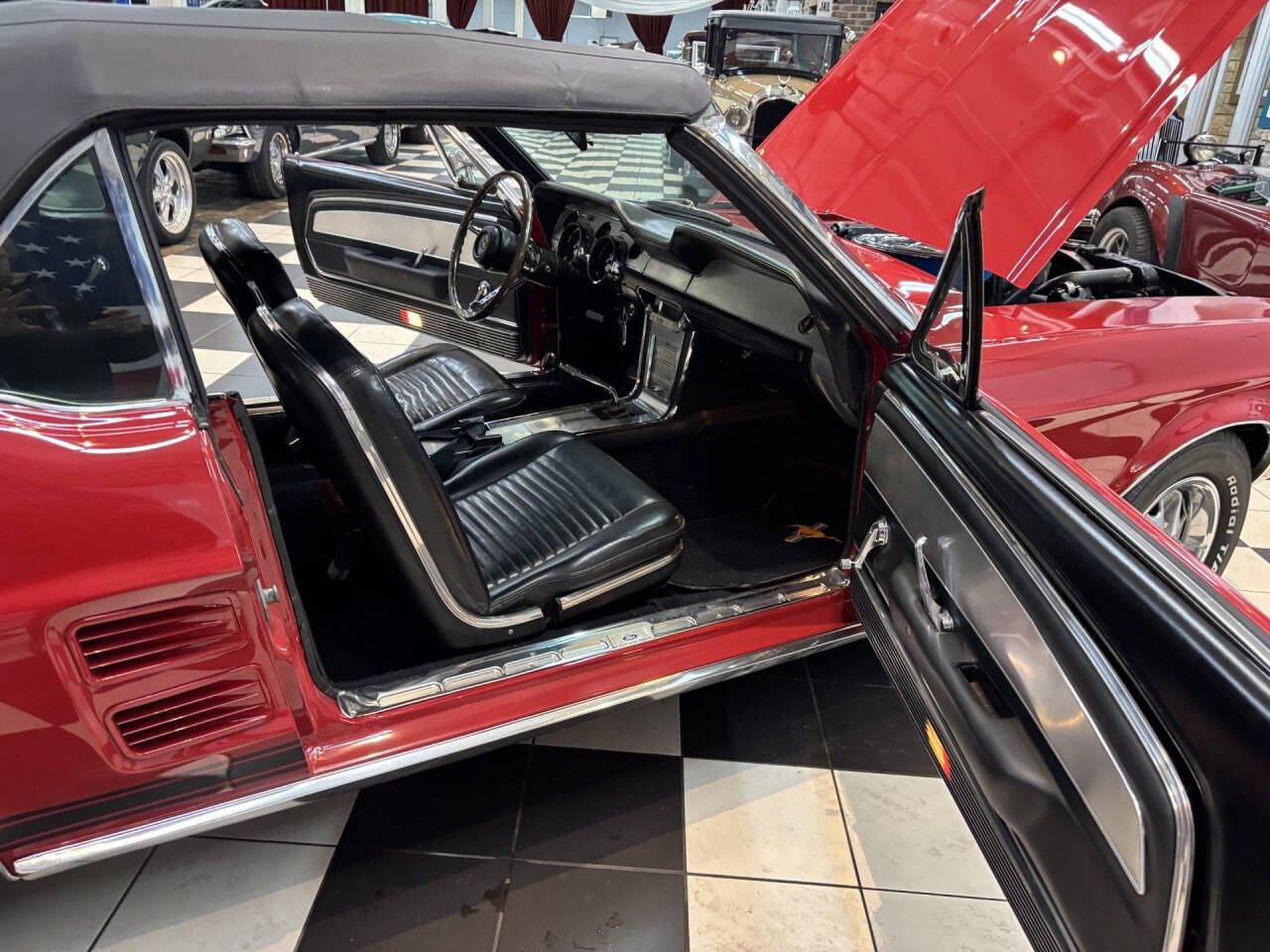 1967 Ford Mustang 28