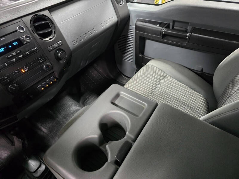 2012 Ford F-250 Super Duty XL