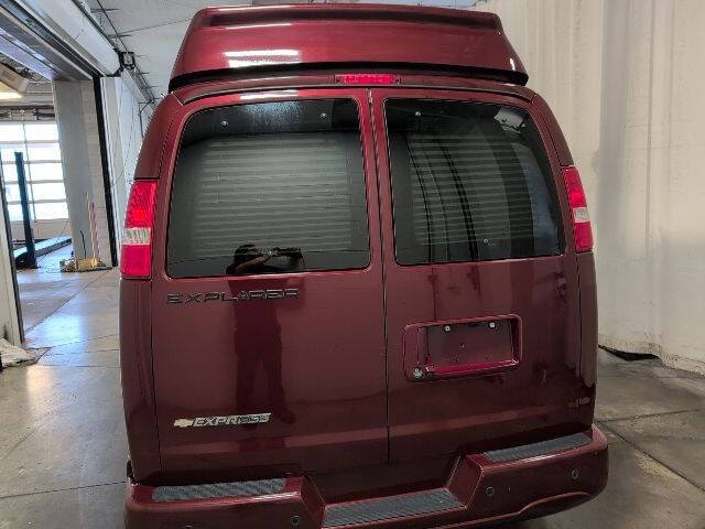 2021 Chevrolet Express LS 2500