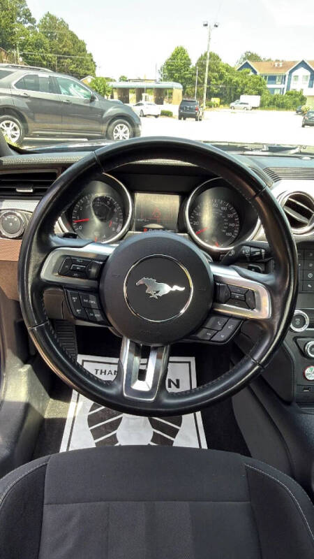 2020 Ford Mustang