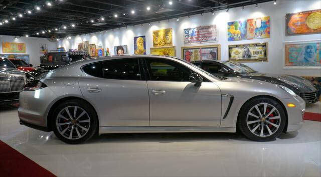 2011 Porsche Panamera 4