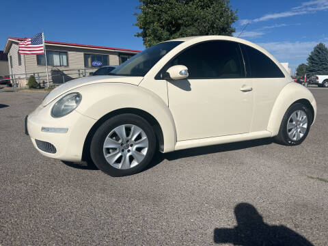 2009 Volkswagen New Beetle for sale at Revolution Auto Group in Idaho Falls ID