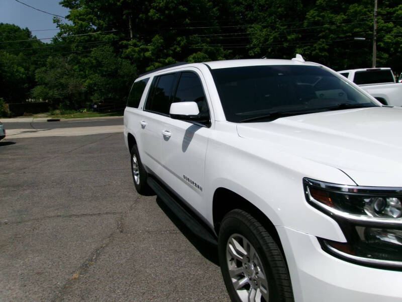 2017 Chevrolet Suburban LT